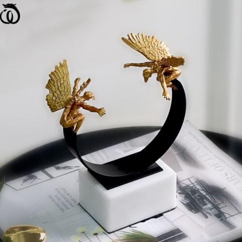 WU CHEN LONG European Ideas Abstract Angel Sportster Art Sculpture Cast Iron Wings Character Statue Modern Home Decoration R6860