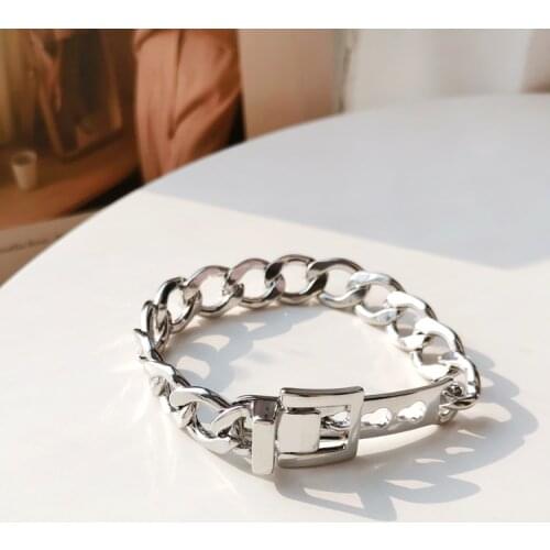 Fashion Jewelry Chain Bracelet 2021 New Design Metal Alloy Personality Button Women Bracelet For Girl Party Celebration Gifts