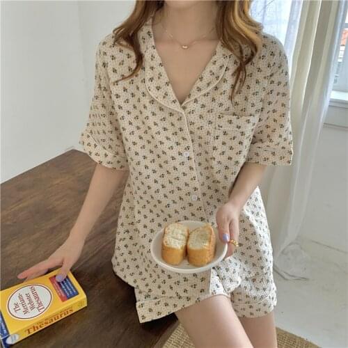 Ins chic floral print summer homewear women pajama set short sleeve blouse shorts 2 piece set sleepwear korean loungewear Y929