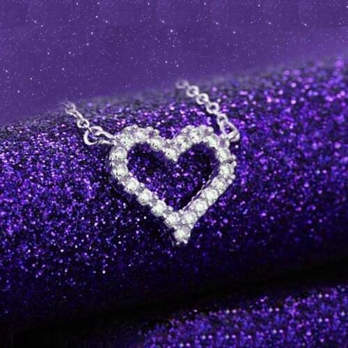 Newest Arrival Popular High-end Jewelry Silver Necklace Heart Shape Pendant Necklace With Luxury Shiny Crystal