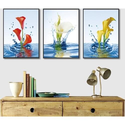 Lily Flower In Water Canvas Painting Modular Art Wall Pictures for Living Room Modern Home Decoration Nordic Posters and Prints