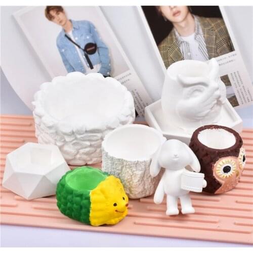 Silicone Flower Pots Small Plant Garden Decorative Rabbit Hedgehog Owl Wax Handmade Plaster Artwork 3D DIY