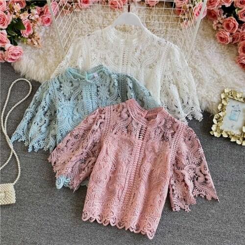 Chic Womens Royal Style Cutout Lace Shirt Top Sweet Spring New Short Design Lace Blouse Top TN608