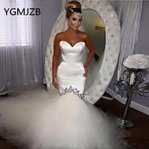 Robe De Mariee 2019 White Mermaid Wedding Dresses Sweetheart Sleeveless Beaded Crystal Bride Dress Bridal Gown Wedding Gown