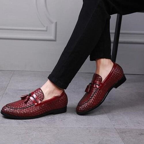 Men Wedding Dress Shoes Luxury Brand Tassels Flat Footwear Slip On Loafers Male Leather Oxford Shoes For Men Zapatillas Hombre