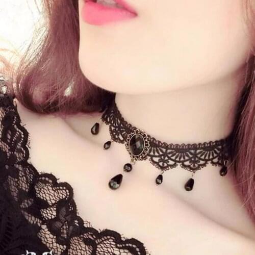Shiyuefangfei Women's Velvet Chokers