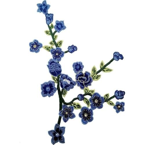 1pcs Embroidered Plum Blossom Flower Applique Clothing Embroidery Patch Cherry Sequins Fabric Sticker Sewing Accessories