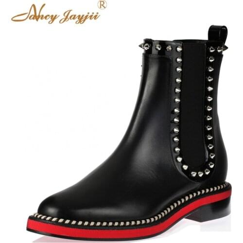 Motorcycle Short Chelsa Boots Superstar Rain Shoes Studded Black Punk Rock Woman Ankle Bota Studded Low Heel Size 45 2019 Winter