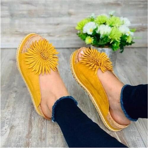 2021 Summer New Flower Thick-soled Slippers Women Round Head Beach Casual Sandals Women