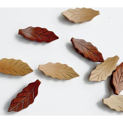 Wood Leaf Shaped Chopsticks Holder Japanese Kitchen Spoon Chopsticks Pillow Chopstick Rest Kitchen Tableware Accessories #L