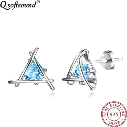 Q.softsound Women's Silver Earrings