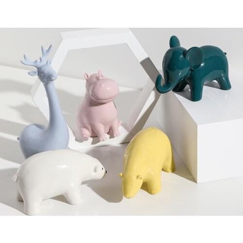 Modern Simple Ceramics Cute Animal Decoration Creative Home Childrens room Desktop Adornment Gift Crafts Bear Statue Ornament
