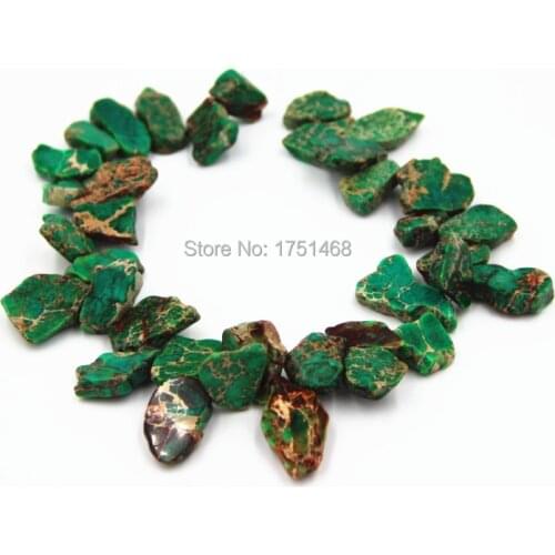 New natural women distinctive high quality Green amorphous chip wide Stone necklace fashion statement jewelry