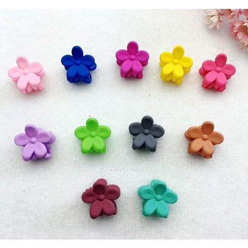20Pcs/Lot Fashion Doll Hairpin Small Hair Clip Many Styles Hair Gripper Doll accessories Color randomly selected delivery