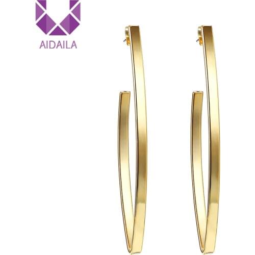 Women Hoop Earrings V Oval Shape Punk Style Big Oversize Copper Material Girl Party Glossy Fashion Jewelry Top Quality