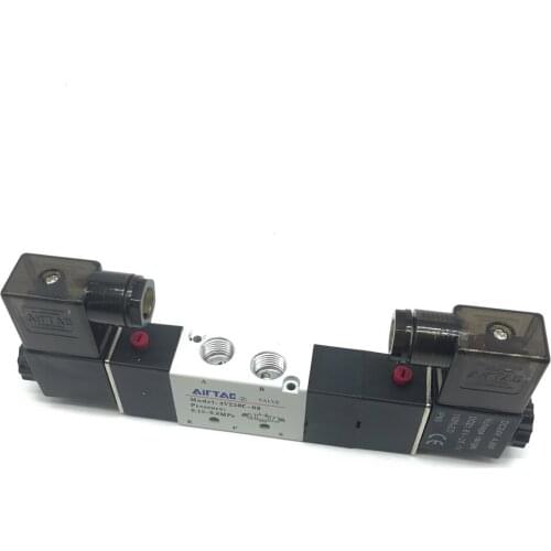 1x 1/4'' Ports 4V230C-08 220VAC 3 Position 5 Way Air Solenoid Valve