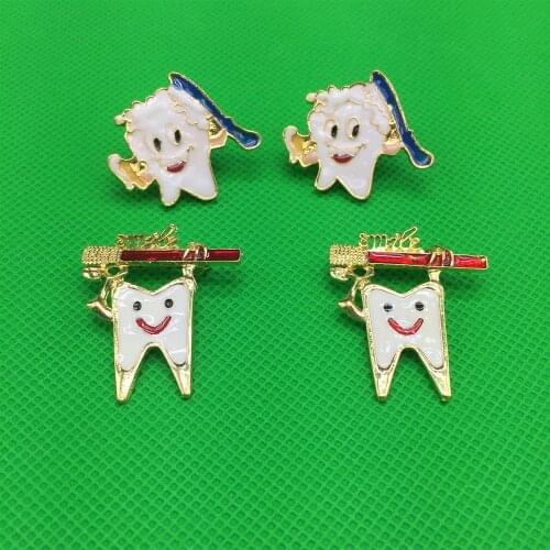 Dental Gift simle Badge Dental clinic gift Metal Tooth Type Shape Molar Brooch Badge Dentist Hygienist Pin Accessories Adornment