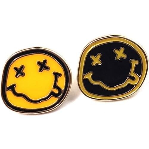 Fashion Accessories Hand Painted Smile Brooch Dripping Oil Drunk Face Smiley Brooch Simple Female Collar Badge Smiley Brooch
