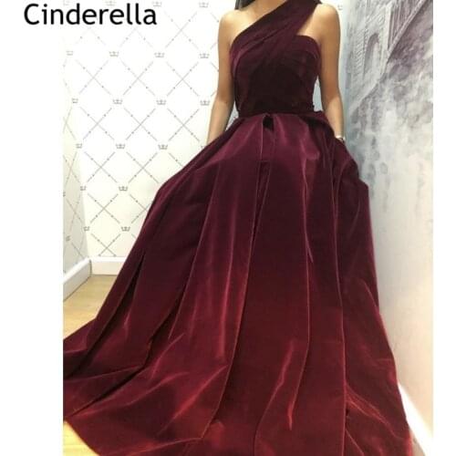Burgundy Prom Dresses Velvet One Shoulder Sweep Train A-Line Velour Prom Dresses With Zipper Back vestidos de fiesta de noche