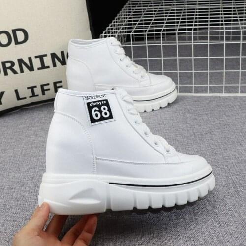 High-top Leather White Shoes Women 2021 New All-match Thick-soled Inner High Platform Shoes Korean Casual Sports Shoes Sneakers