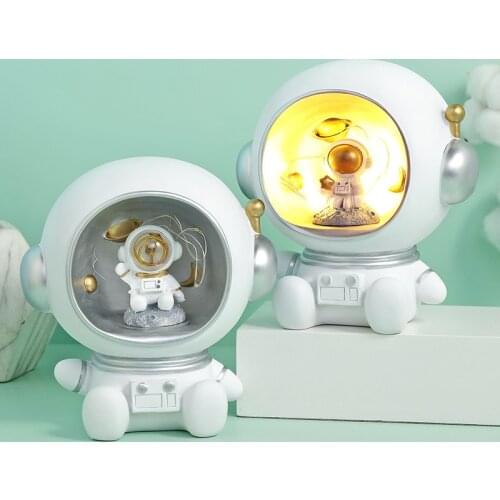 Astronaut Creative Night Light Resin Accessories Light Creative Home Decor Light For Children Baby Kids Gift Room Decoration