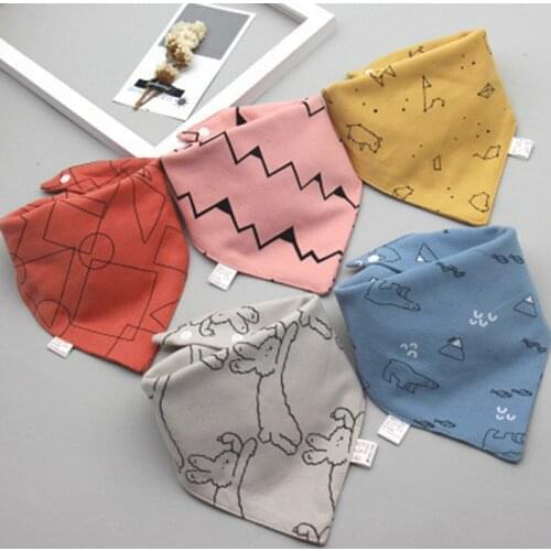 5 Pcs / Set Baby Feeding Bibs Cartoon Infant Scarf Bandana Saliva Triangle Towel