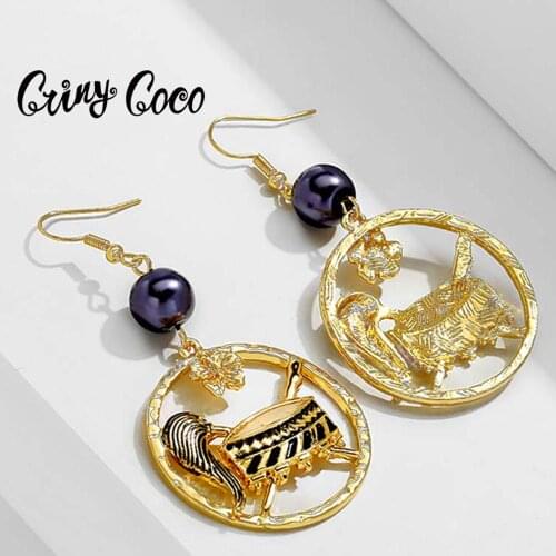2020 New Fashion Earrings Water Drop Big Alloy Pearl Jewelry Dangling Earring Gold and Black Color Accessories for Women Party