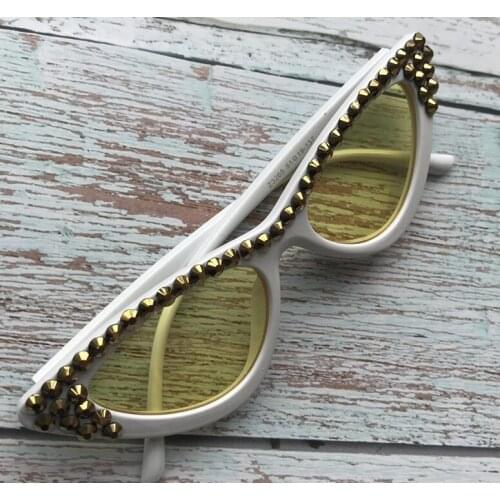 Sunglasses yellow lens ladies with diamonds small pearl frame cat eyes ladies sunglasses retro UV400