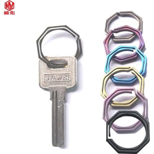 1PCS Titanium Alloy Ultralight Key Hanging Keyring EDC Multi-function Tool DIY Keychain Accessories