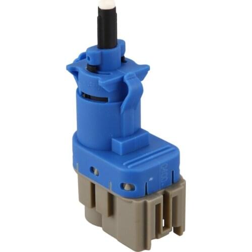 Car Brake Stop Light Switch Fit for Land Rover LR3 LR4 Range Sport XKB500030