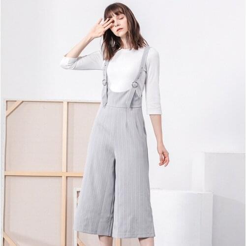 Autumn And Winter Age Reduction Small Overalls Wide-leg Cropped Trousers T-shirt Two-piece Suit Womens Suit Fashion