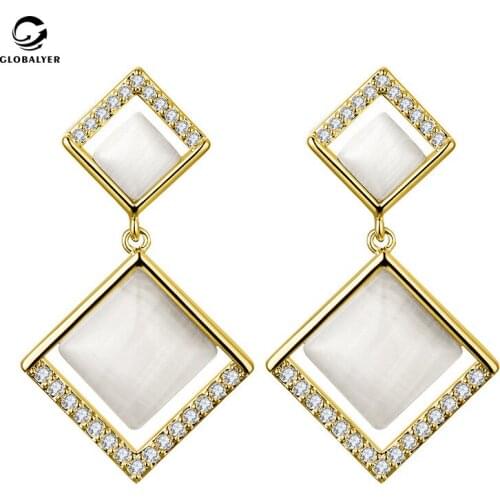 Crystal Opal Earrings Non allergic needle Korean Temperament earrings Personal earrings Female accessories Free shipping 731