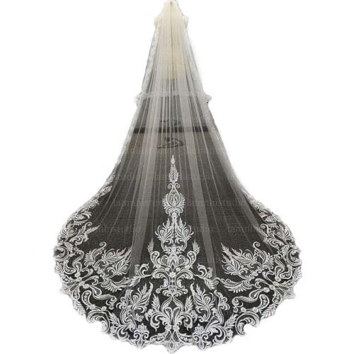 Stunning Wedding Veil With Lace Appliqued Comb One Layers Soft Net One Layer Bridal Veils White Ivory Champagne
