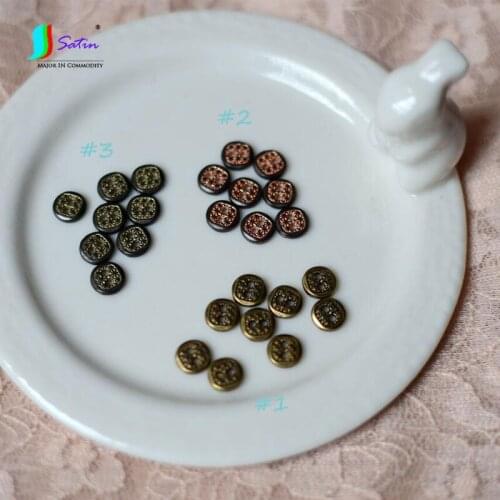 Wholesale 6MM Doll Clothes DIY Handmade Accessories Retro Pattern Mini Hand-sewn Skirt Decoration Two-hole Button 50PCS A0040F