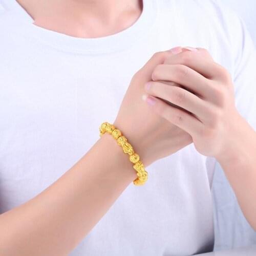 D gold brave bracelet W2C6