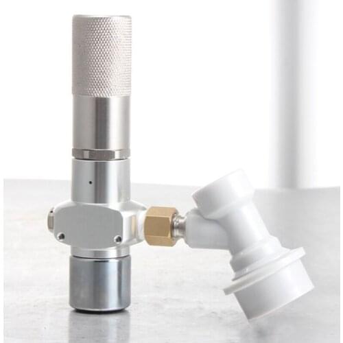 Removable CO2 charger kit for controlling the pressure of carbon dioxide automatic beer container stainless steel