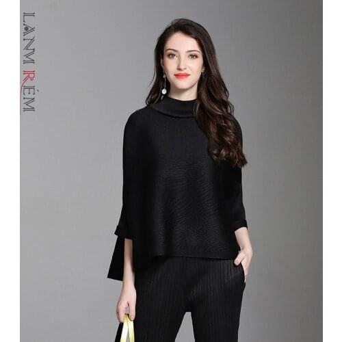 LANMREM 2021 New Fashion Pleated Irregular T-shirt Females Three Quarter Sleeve Stand Collar Loose Tops Vestido YF235