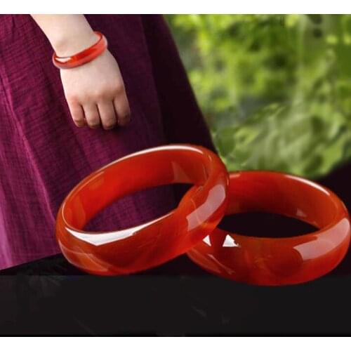 Natural widened thick agate jade bracelets Two optional jade bracelets Exquisite jade to send mom to send girlfriend