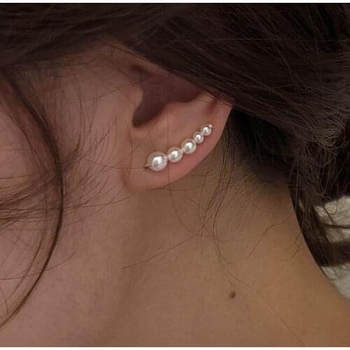 New Trendy Personality Desigener Pearl Beads Piercing Earrings For Women Gold Silver Color Charms Ear Jewelry Gift