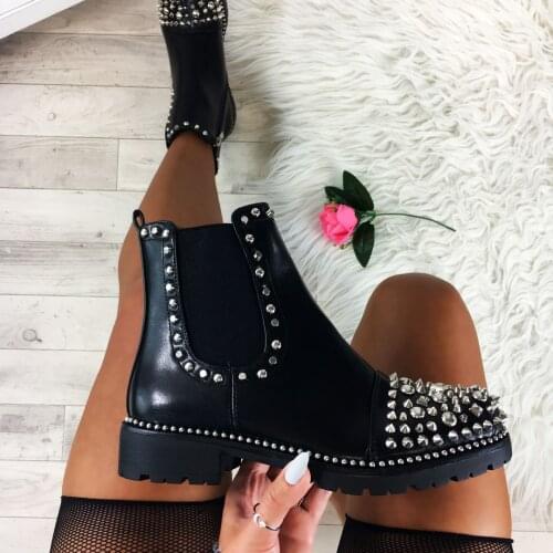 2020 Winter Punk Rivet Boots Women Round Head Toe Leather Booties Studded Thick Low Heels Chelsea Ankle Plush Botas De Mujer