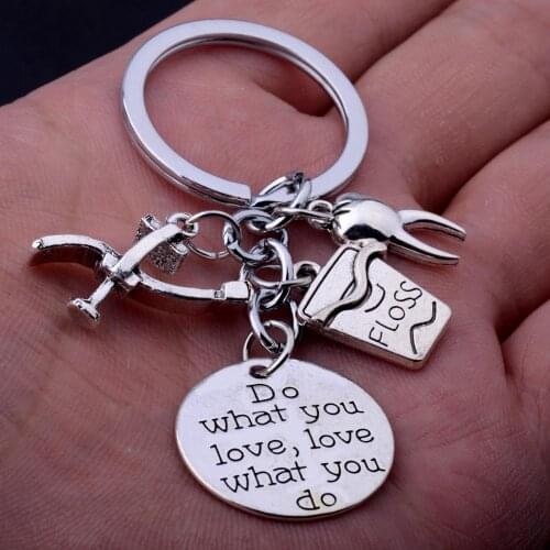 12PC Engraved Do What You Love Love What You Do Words Round Pendant Keyrings Dentist Keychains Tooth Floss Jewelry Key Rings Hot