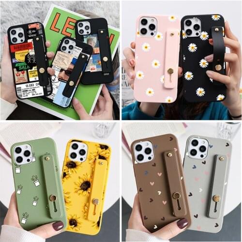 Wrist Strap Phone Case For iPhone 11 7 Case Silicone Soft Back Daisy Cover For iPhone 11 12 Pro XS Max X 8 7 6S Plus SE XR Funda