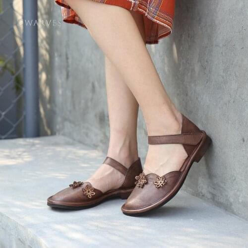 Handmade Soft Leather Mary Jane shoes With Flowers For Women Retro Round Toe Original Design Brown/Coffee