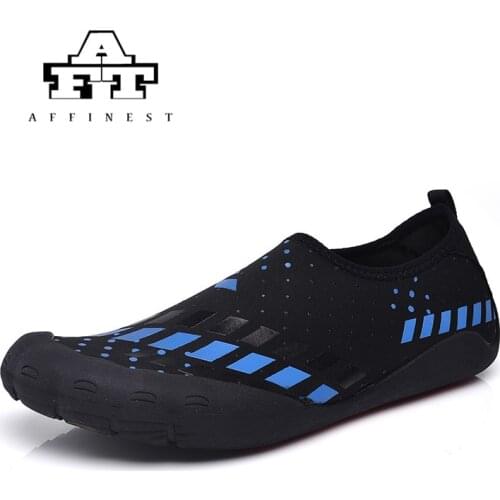 Water Shoes For Man Quick Drying Five Finger Swimming Black Water Shoes Summer Seaside Surfing Beach Yoga Shoes uomo sportive