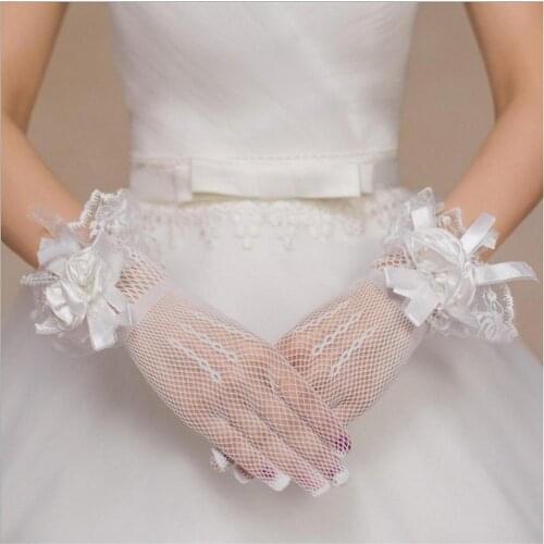 2019 High Quality White Short Flower Wedding Gloves Bridal Gloves Wedding Accessories