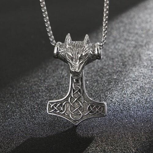 European and American retro personality domineering punk style wolf head mens titanium steel pendant