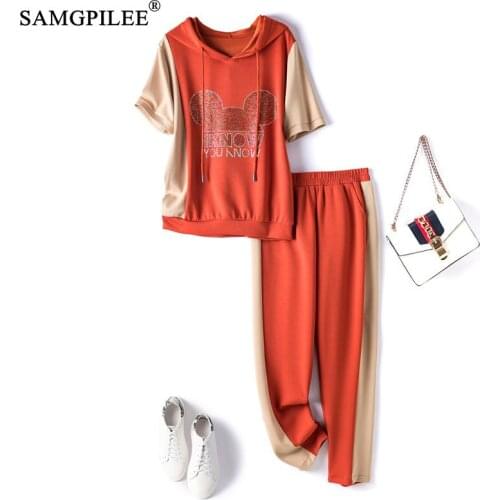 Casual Suit 2021 Summer New Hot Diamond Cute Cartoon Pattern Hoodie Elastic Waist Nine-point Pants Sport Two Piece Set For Women