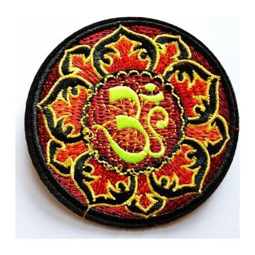YOGA Aum om infinity hindu indian LOTUS retro hippie Iron On patch (Size is about 7.7 cm)