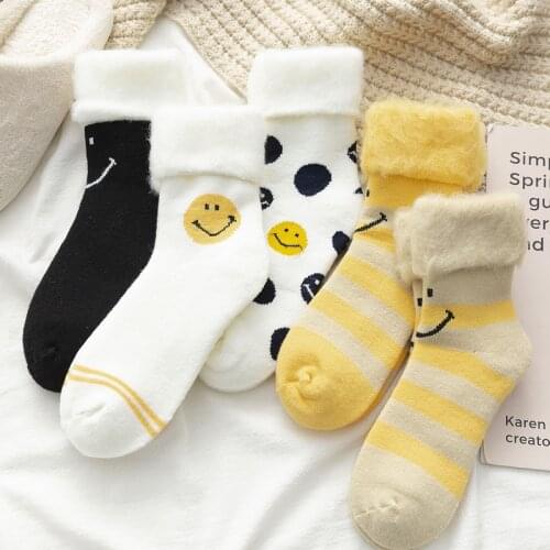 Happy Face Winter Womens Socks Thicken Kawaii Funny Japanese Nylon Socks Fashion Clothing For Women Seamless Harajuku Lingerie