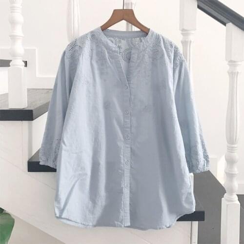 New Pure Color Shoulder Hollow Embroidery Comfortable Show Thin Cotton Literary Female 7 Minutes Of Sleeve Shirt In Summer
